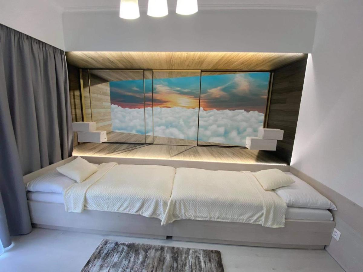 Hotel Artin บาร์เจโอ ภายนอก รูปภาพ